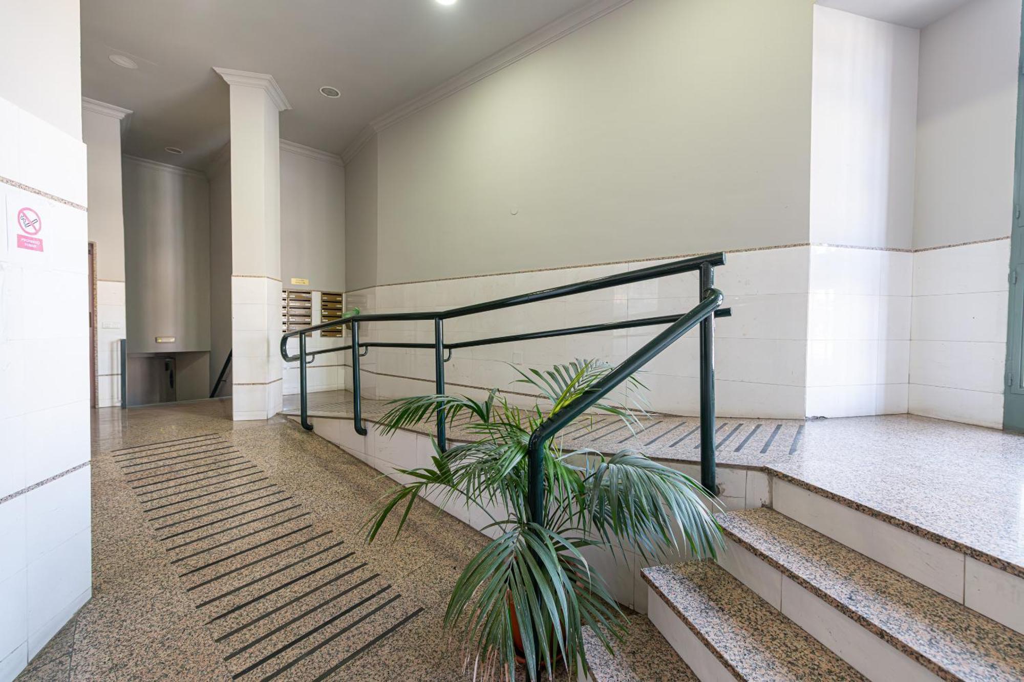 Ferienwohnung Iloftmalaga Pasillo De Atocha Exterior foto