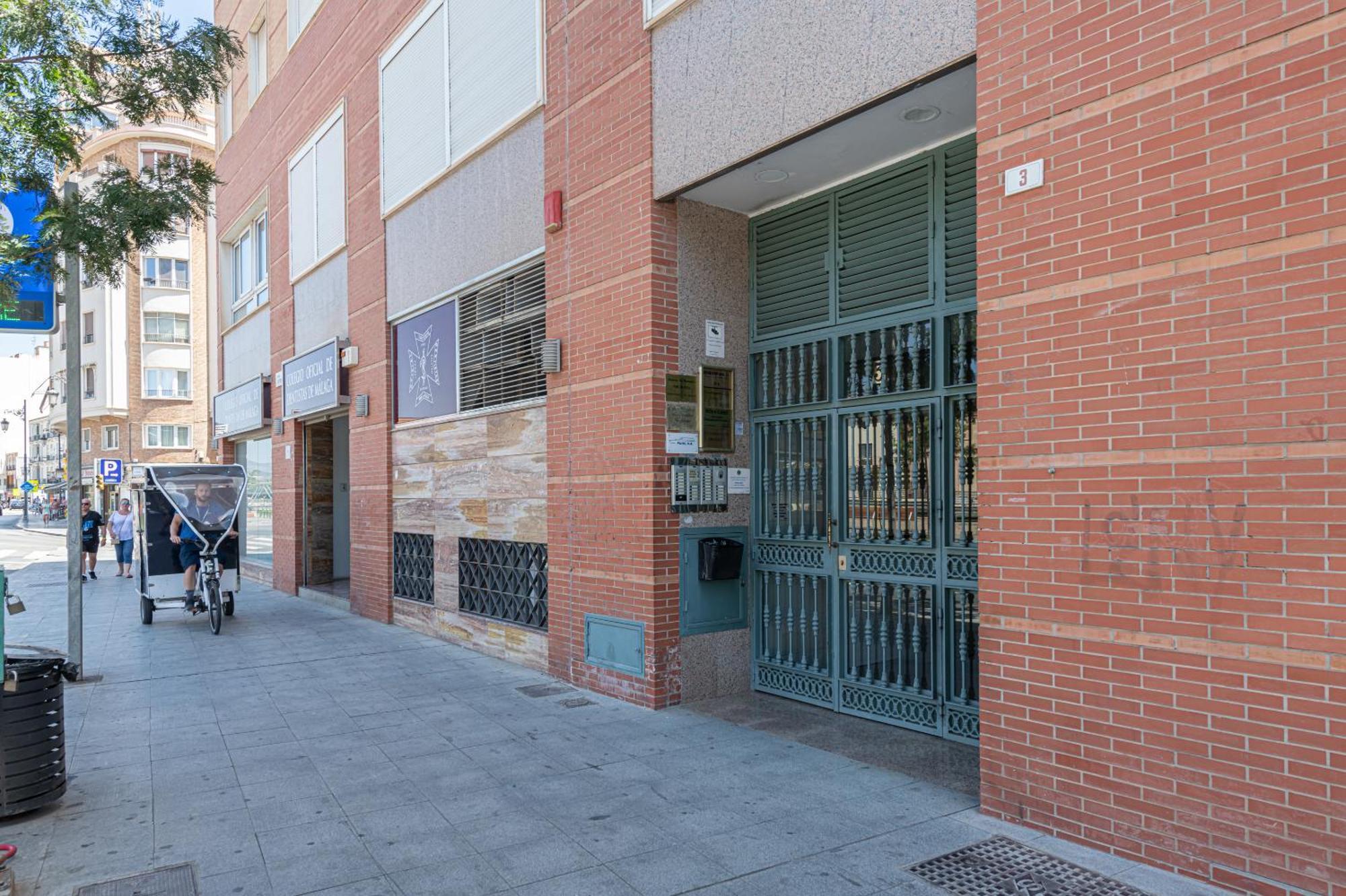 Ferienwohnung Iloftmalaga Pasillo De Atocha Exterior foto